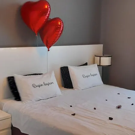 Apartment Atasehir Lux *